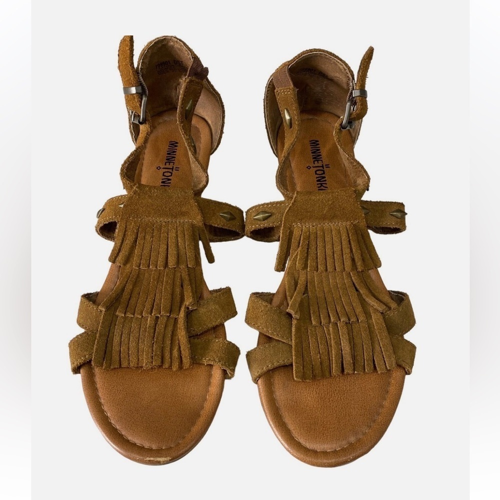 Minnetonka Tan Suede Fringe Sandals heeled